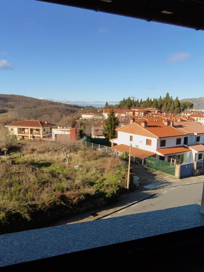Casa Rural Puerta Del Sol II De 2 Habitaciones Candelario Exterior photo